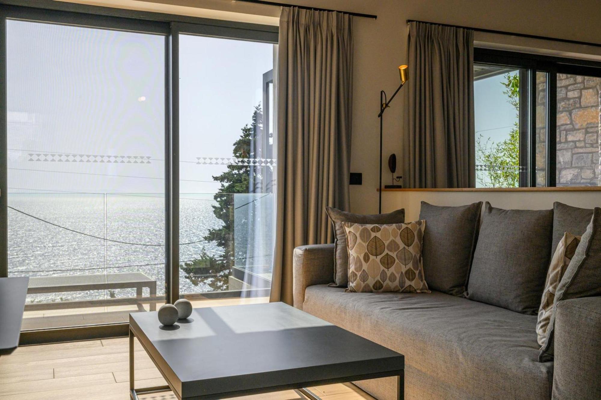 Mani Suites Agios Nikolaos  Luaran gambar
